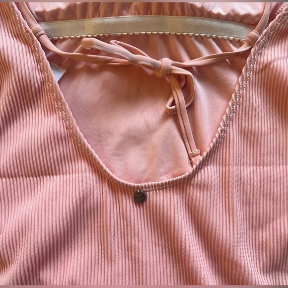 Garage denim ribbed one piece swimsuit in peach. Size M NWOT! - Picture 6 of 9
